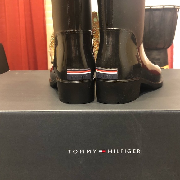 New Tommy Rain Boots - Picture 1 of 6